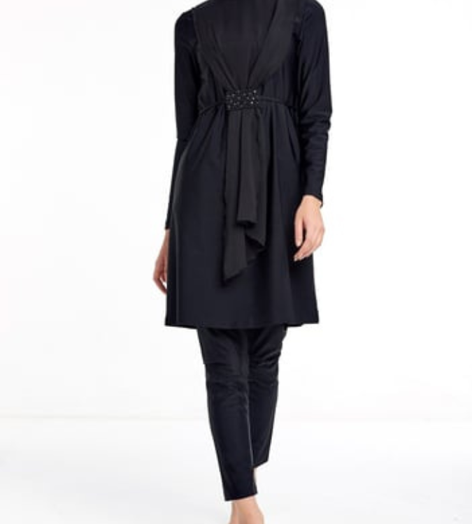 ملابس سباحة للمحجبات ليكرا بتصميم حزام